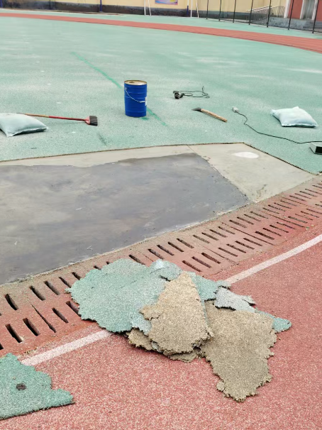 黄石球场翻新维修补、球场翻新修补改造